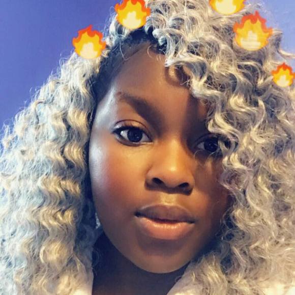 Meet your Posher, Diamond - Picture 1 of 1